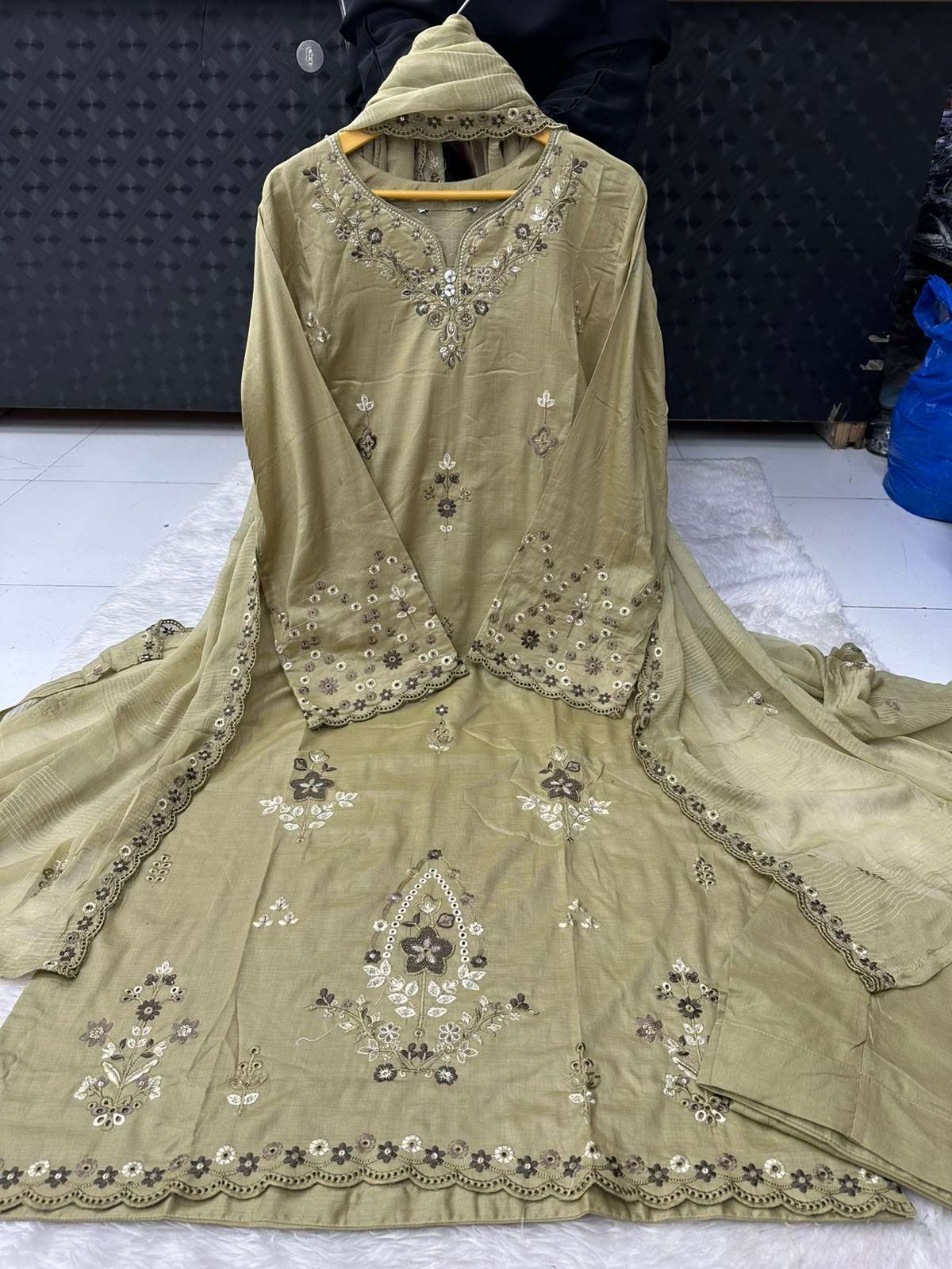 RTW FANCY EXCLUSIVE EMBROIDERED FORMAL LAWN COLLECTION BY TAWAKKAL PRINT